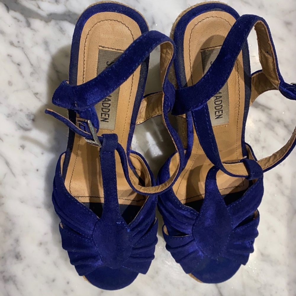 Steve Madden Wedges!